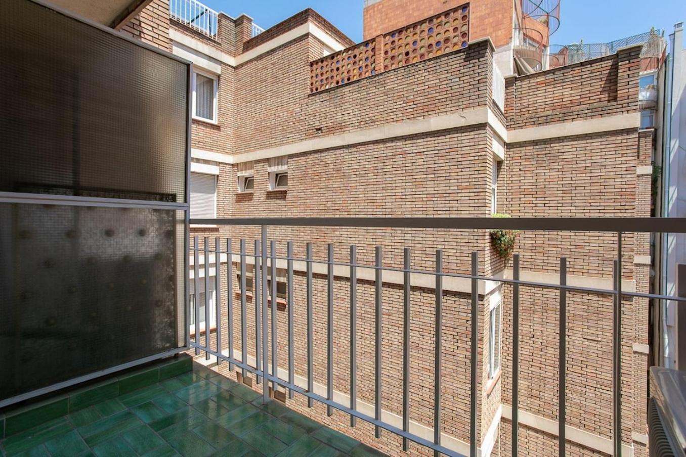 Live Like A Local In Bcn Barcelona Exterior foto